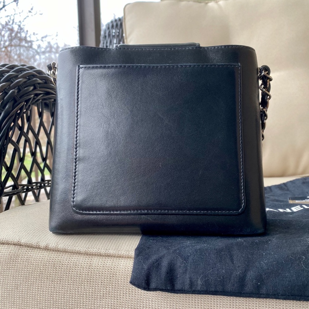 Chanel Mini Flap Bag Black Leather - Picture 2 of 9